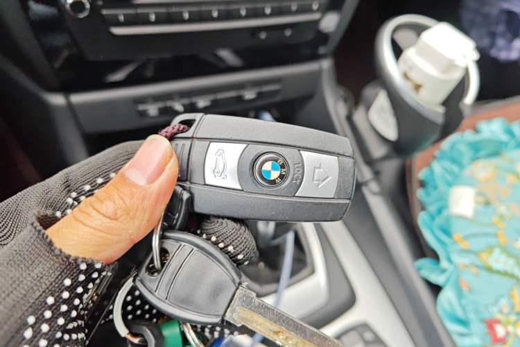 Used BMW X1 2014 sDrive18i Leading Model Vehicle Key