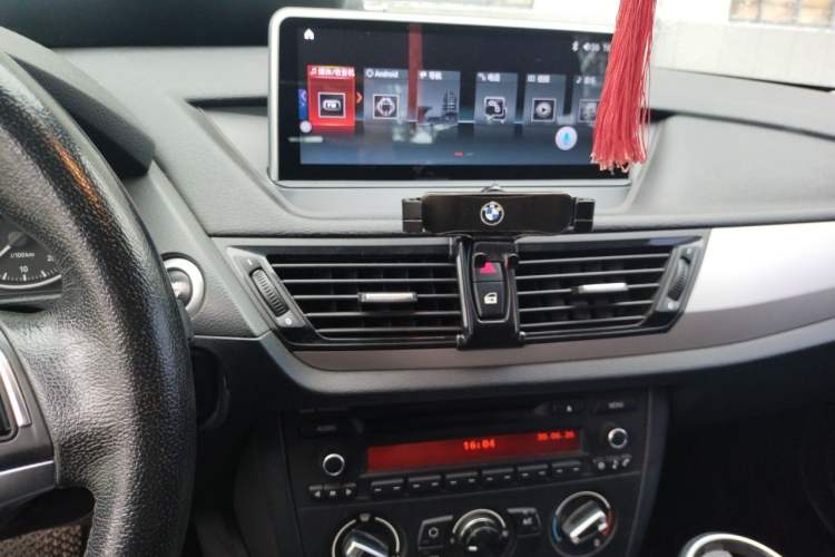 Used BMW X1 2014 sDrive18i Fashion Model Audio And AC Panel