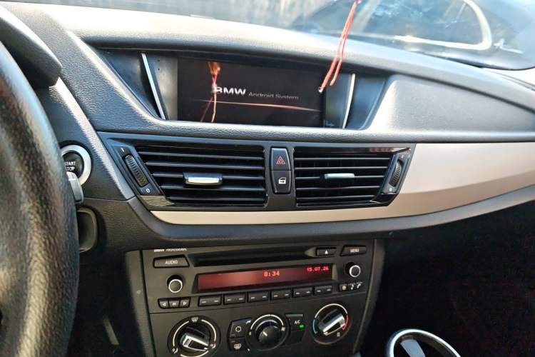 Used BMW X1 2014 sDrive18i Fashion Model Audio And AC Panel