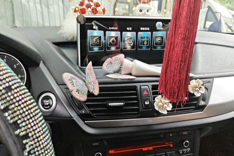 Used BMW X1 2014 sDrive18i Fashion Model Audio And AC Panel