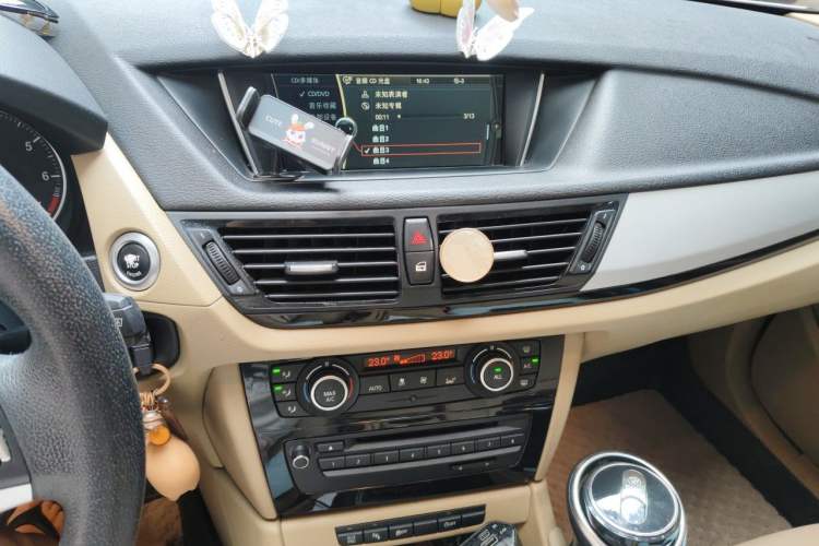 Used BMW X1 2014 sDrive18i Leading Model Audio And AC Panel