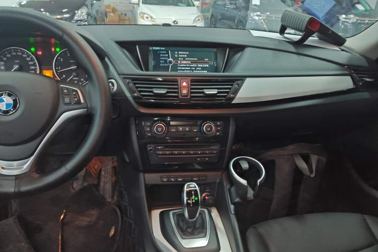 Used BMW X1 2014 sDrive18i Leading Model Audio And AC Panel