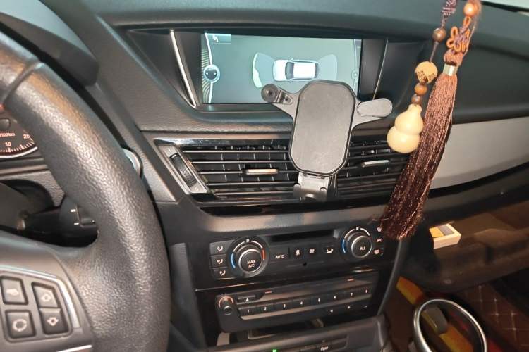 Used BMW X1 2014 sDrive18i Leading Model Audio And AC Panel