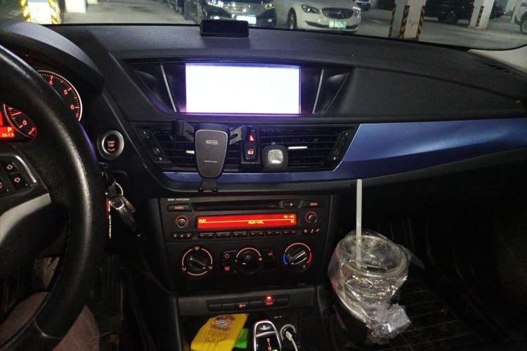 Used BMW X1 2014 sDrive18i Fashion Model Audio And AC Panel