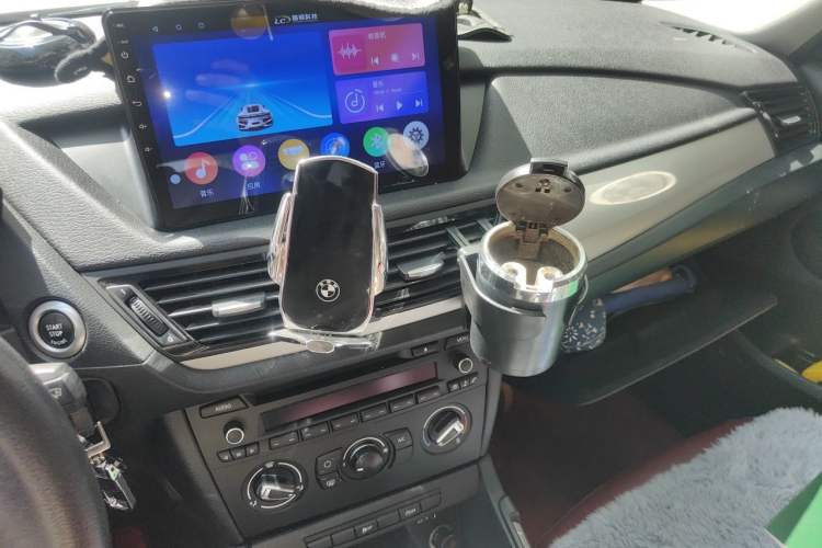 Used BMW X1 2014 sDrive18i Fashion Model Audio And AC Panel