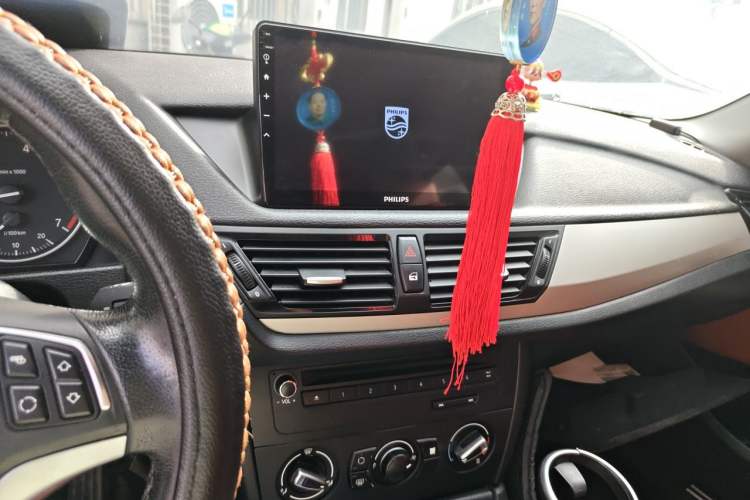 Used BMW X1 2014 sDrive18i Fashion Model Audio And AC Panel