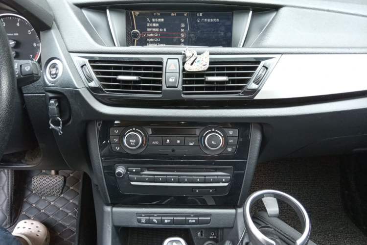 Used BMW X1 2014 sDrive18i Leading Model Audio And AC Panel