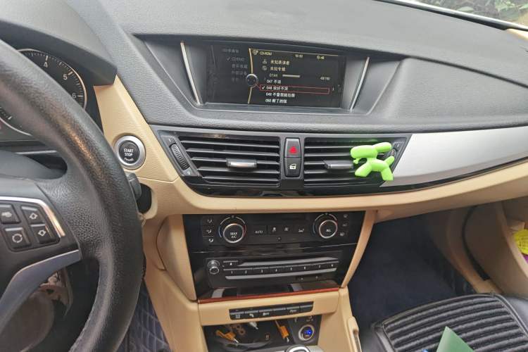 Used BMW X1 2014 sDrive18i Leading Model Audio And AC Panel