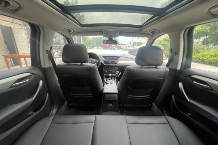 Used BMW X1 2014 sDrive18i Fashion Model Audio And AC Panel