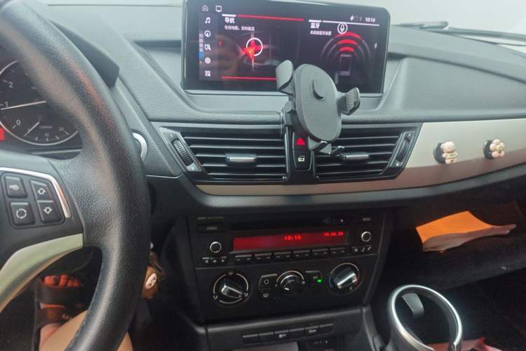 Used BMW X1 2014 sDrive18i Fashion Model Audio And AC Panel