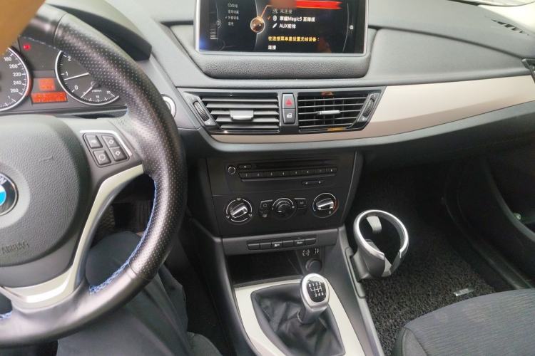 Used BMW X1 2014 sDrive18i manual model Audio And AC Panel