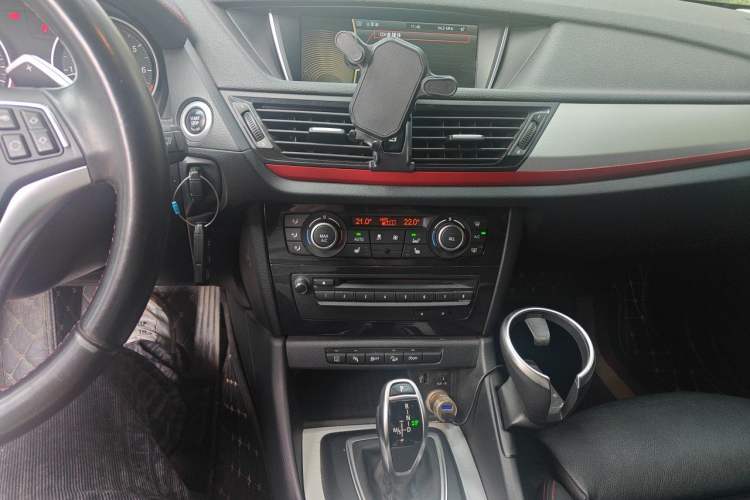 Used BMW X1 2014 xDrive20i Sports Design Package Audio And AC Panel