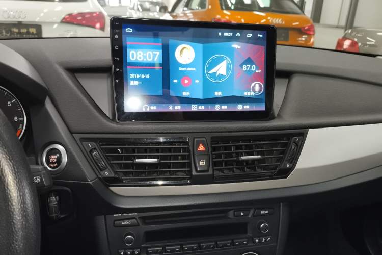 Used BMW X1 2014 sDrive18i Fashion Model Audio And AC Panel
