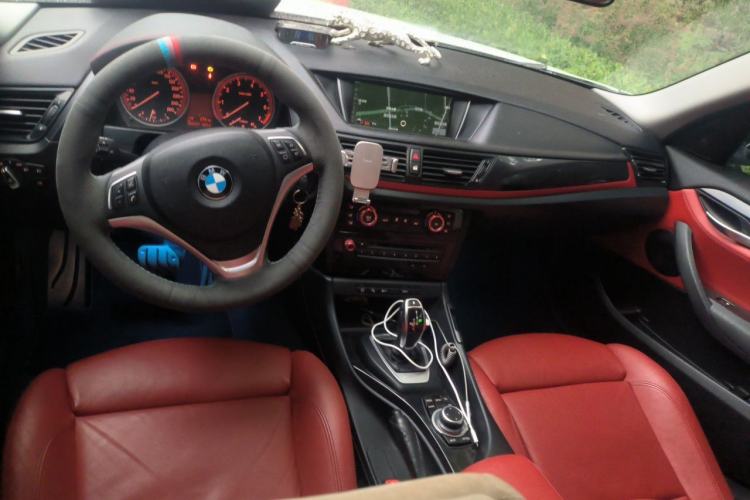 Used BMW X1 2014 sDrive18i Sports Design Package Center Console