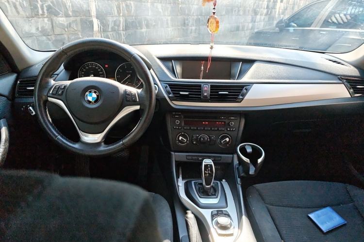 Used BMW X1 2014 sDrive18i Fashion Model Center Console