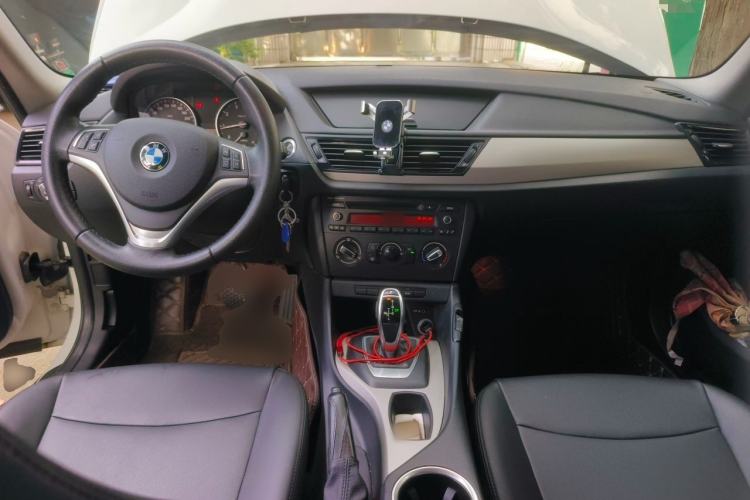 Used BMW X1 2014 sDrive18i Fashion Model Center Console
