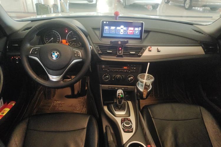 Used BMW X1 2014 sDrive18i Fashion Model Center Console