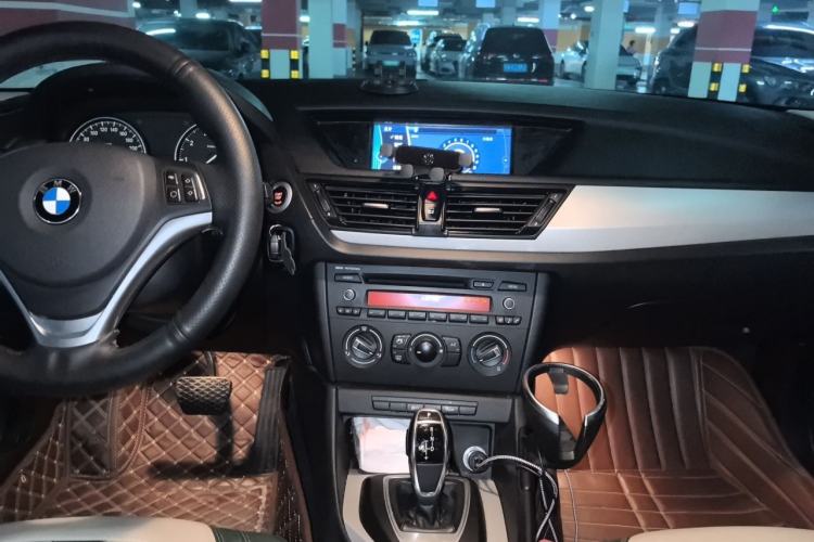 Used BMW X1 2014 sDrive18i Fashion Model Center Console