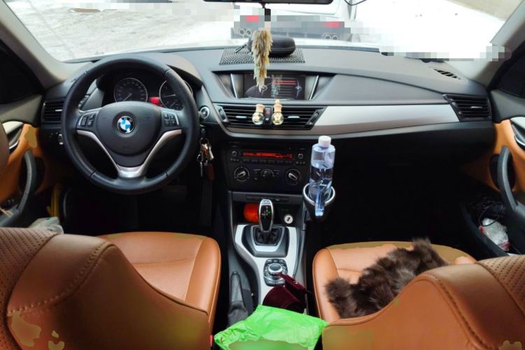 Used BMW X1 2014 sDrive18i Fashion Model Center Console