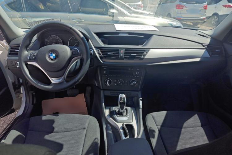 Used BMW X1 2014 sDrive18i Fashion Model Center Console