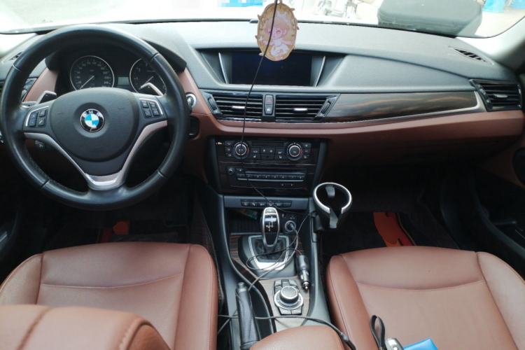 Used BMW X1 2014 xDrive20i X Design Package Center Console