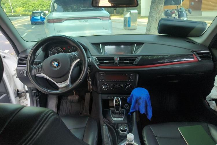 Used BMW X1 2014 sDrive18i Fashion Model Center Console