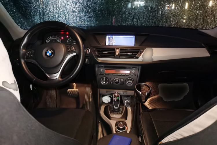 Used BMW X1 2014 sDrive18i Fashion Model Center Console