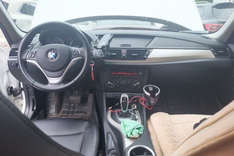 Used BMW X1 2014 sDrive18i Fashion Model Center Console