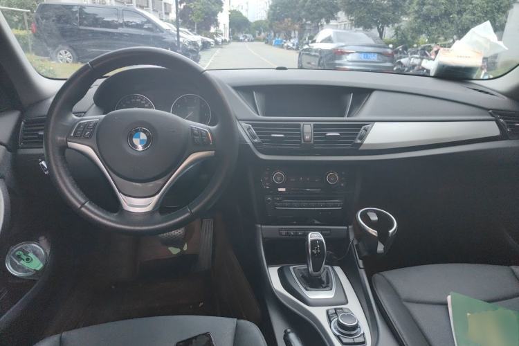 Used BMW X1 2014 sDrive18i Fashion Model Center Console
