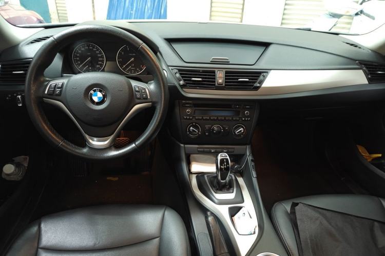 Used BMW X1 2014 sDrive18i Fashion Model Center Console