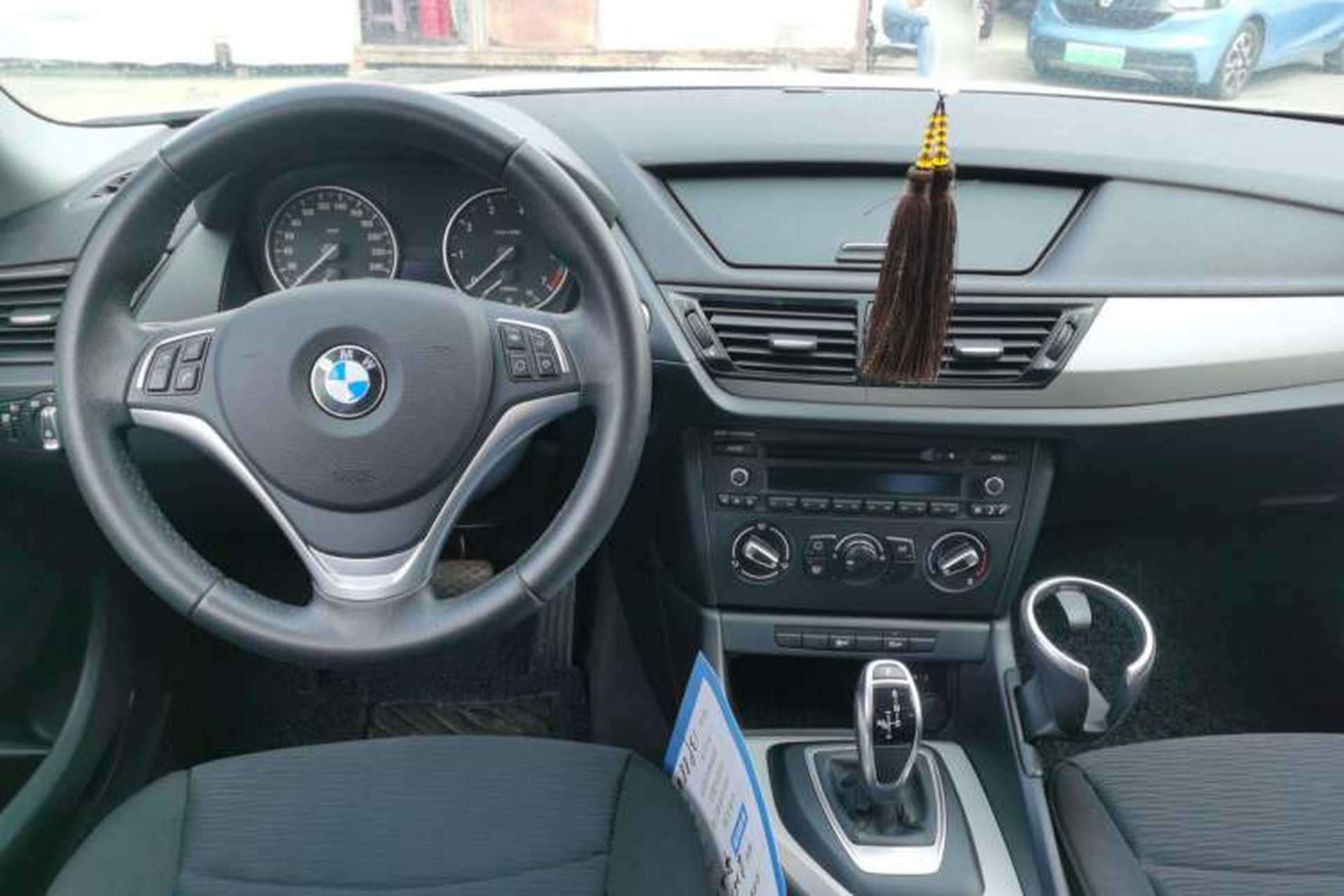 Used BMW X1 2014 sDrive18i Fashion Model Center Console