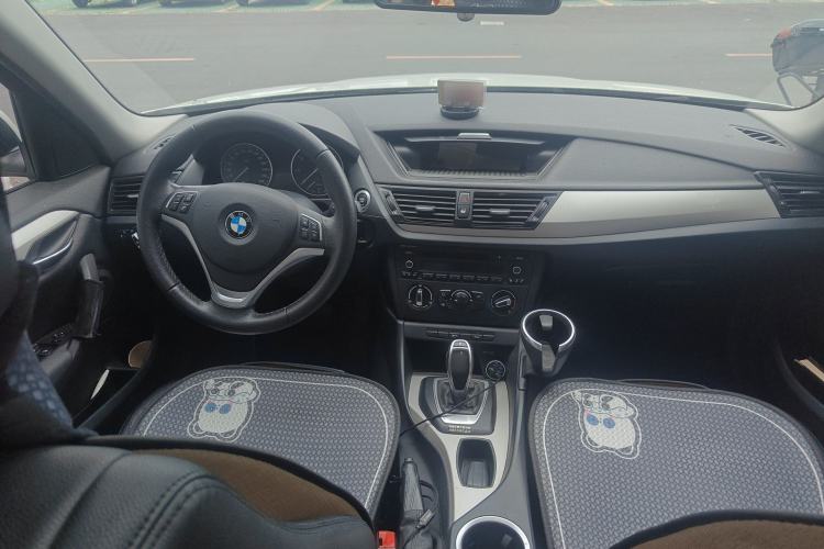 Used BMW X1 2014 sDrive18i Fashion Model Center Console