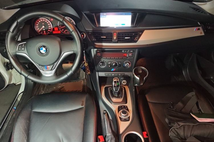 Used BMW X1 2014 sDrive18i Fashion Model Center Console