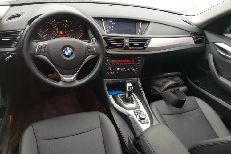 Used BMW X1 2014 sDrive18i Fashion Model Center Console