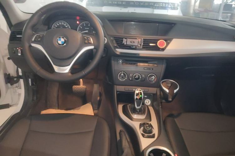 Used BMW X1 2014 sDrive18i Fashion Model Center Console