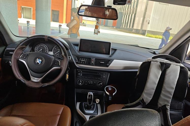 Used BMW X1 2014 sDrive18i Fashion Model Center Console