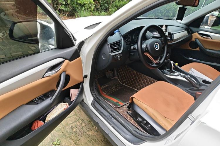 Used BMW X1 2014 sDrive18i Fashion Model Driver Seat