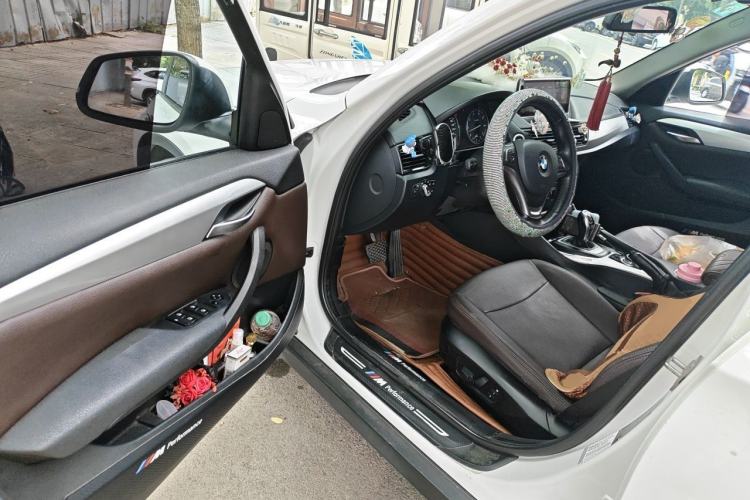 Used BMW X1 2014 sDrive18i Fashion Model Driver Seat