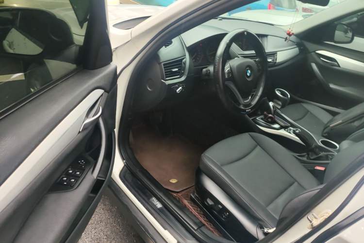 Used BMW X1 2014 sDrive18i Leading Model Driver Seat