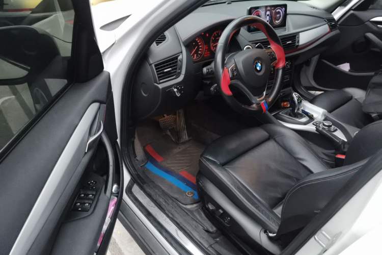 Used BMW X1 2014 xDrive20i Sports Design Package Driver Seat