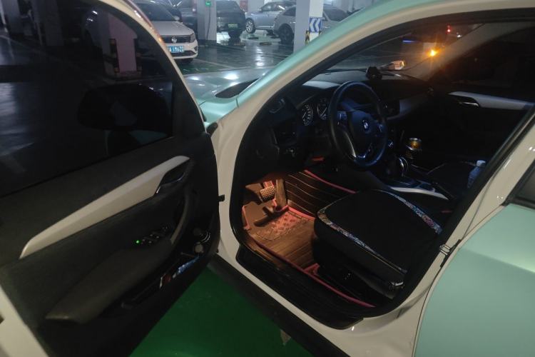 Used BMW X1 2014 sDrive18i Fashion Model Driver Seat