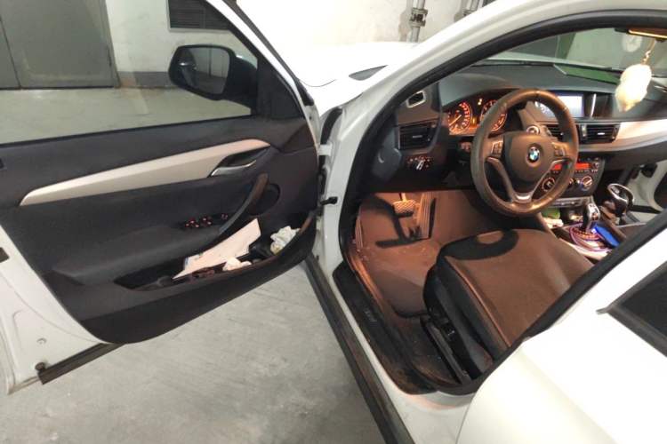Used BMW X1 2014 sDrive18i Fashion Model Driver Seat