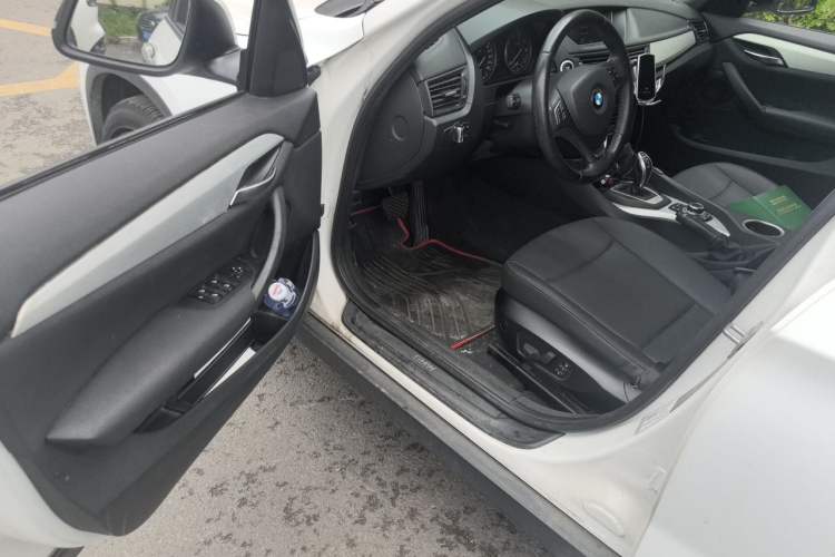 Used BMW X1 2014 sDrive18i Leading Model Driver Seat