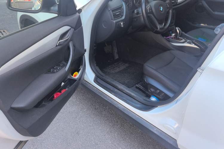 Used BMW X1 2014 sDrive18i Leading Model Driver Seat