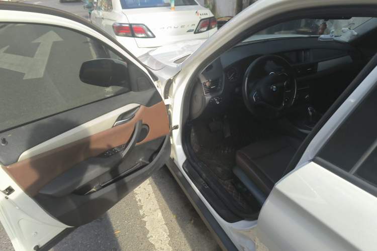 Used BMW X1 2014 sDrive18i Leading Model Driver Seat