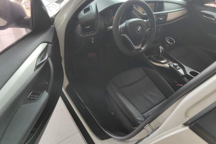 Used BMW X1 2014 sDrive18i Leading Model Driver Seat