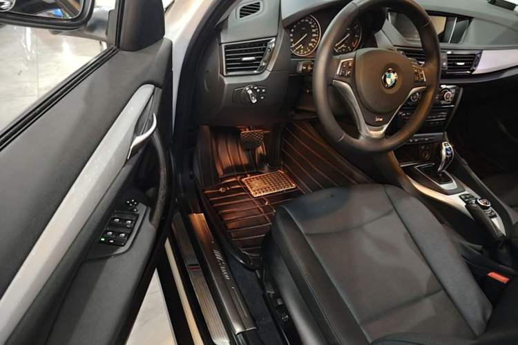 Used BMW X1 2014 sDrive18i Leading Model Driver Seat