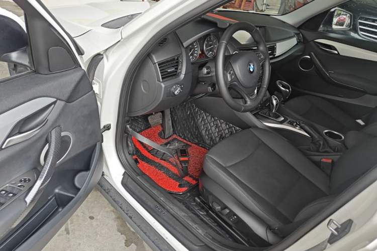 Used BMW X1 2014 sDrive18i Leading Model Driver Seat