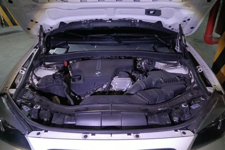 Used BMW X1 2014 sDrive18i Fashion Model Engine Bay