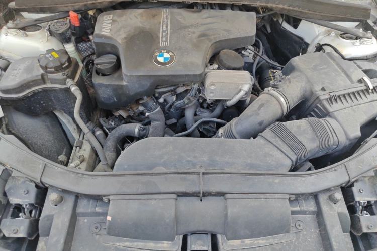 Used BMW X1 2014 sDrive18i Fashion Model Engine Bay